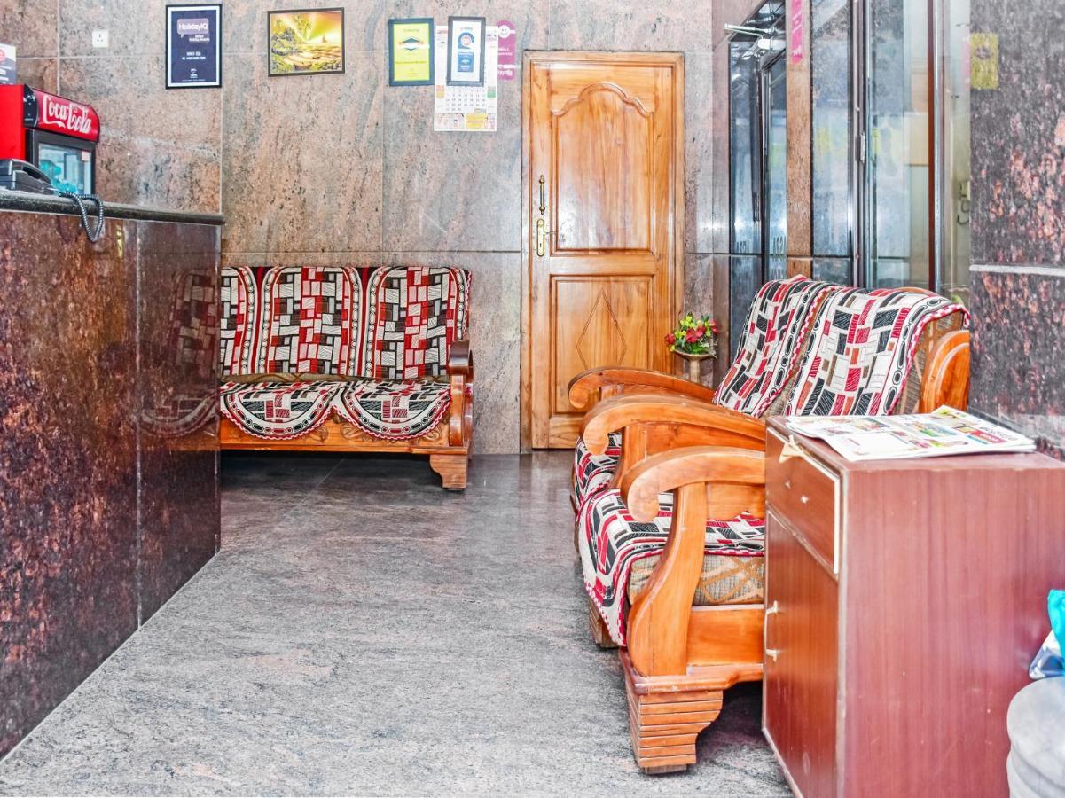 Hotel Sahasra Residency Тирупати Екстериор снимка