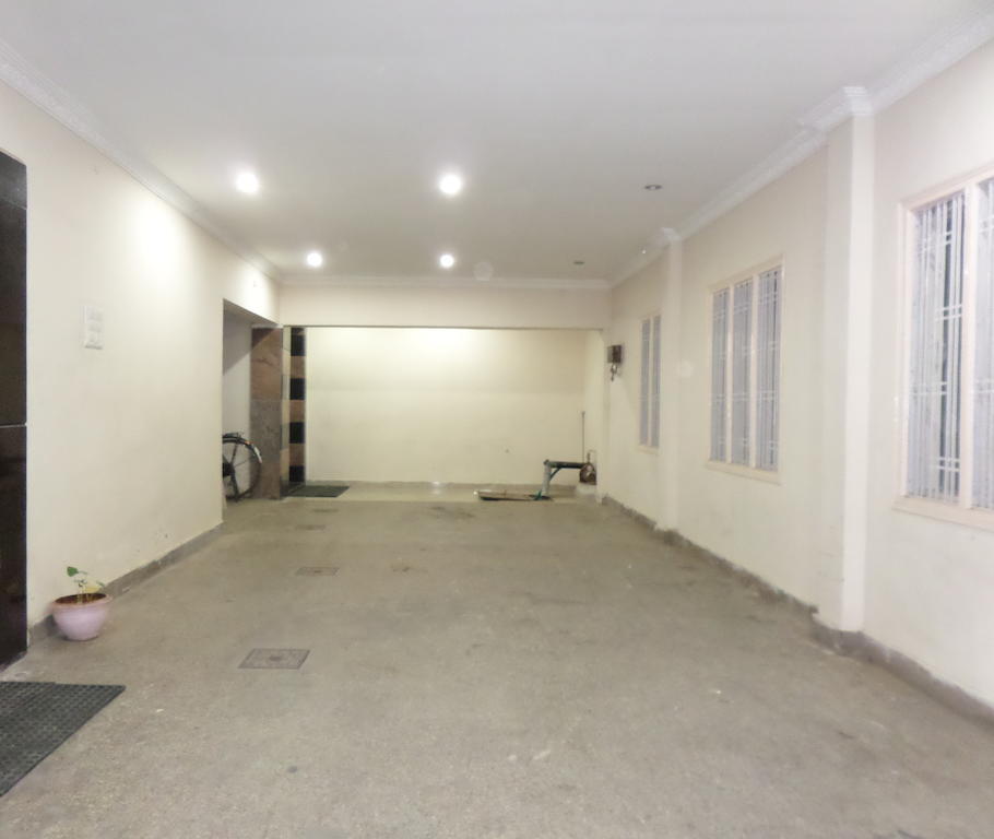 Hotel Sahasra Residency Тирупати Екстериор снимка